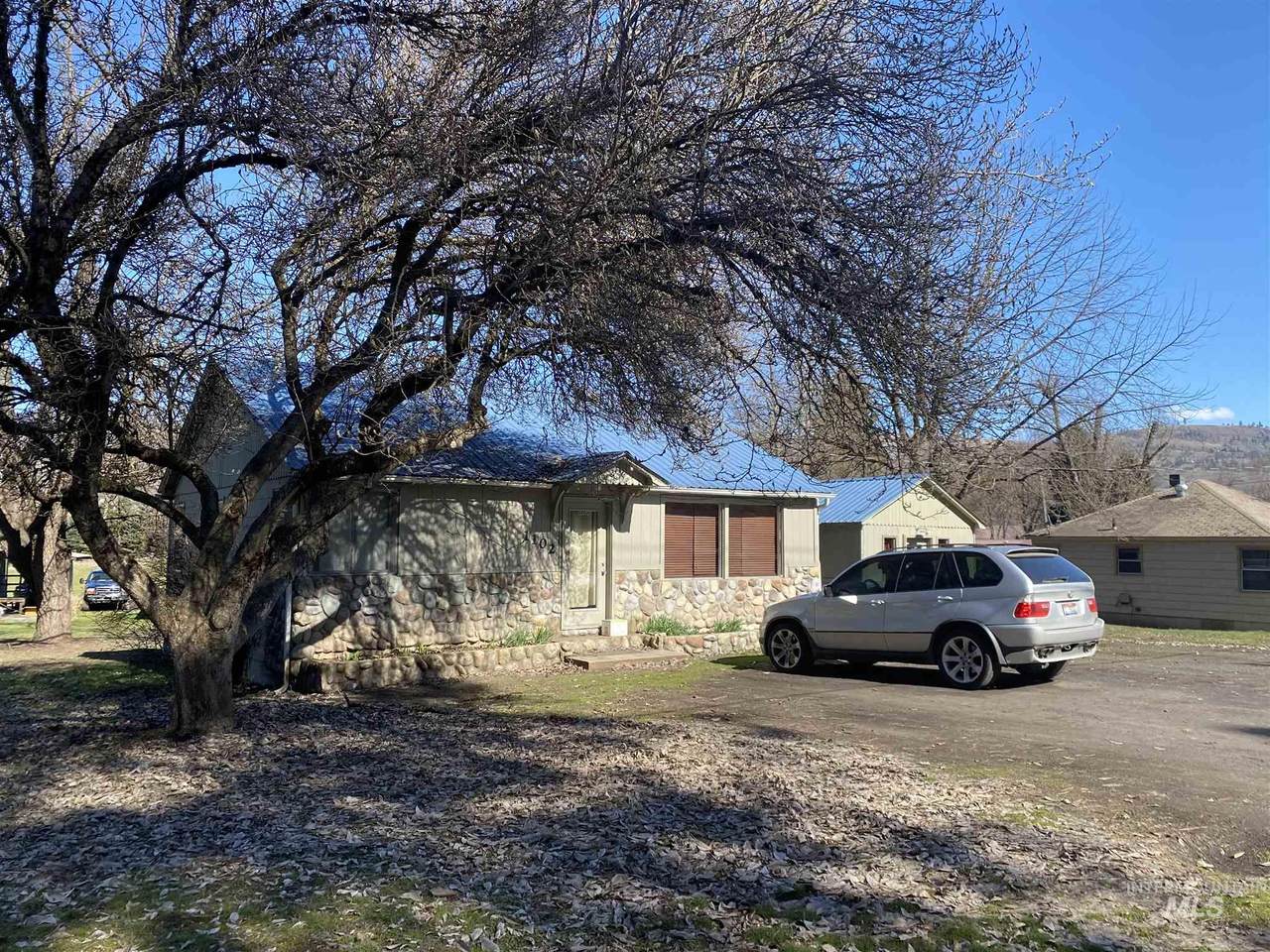 1102 3rd Street - Photo 1