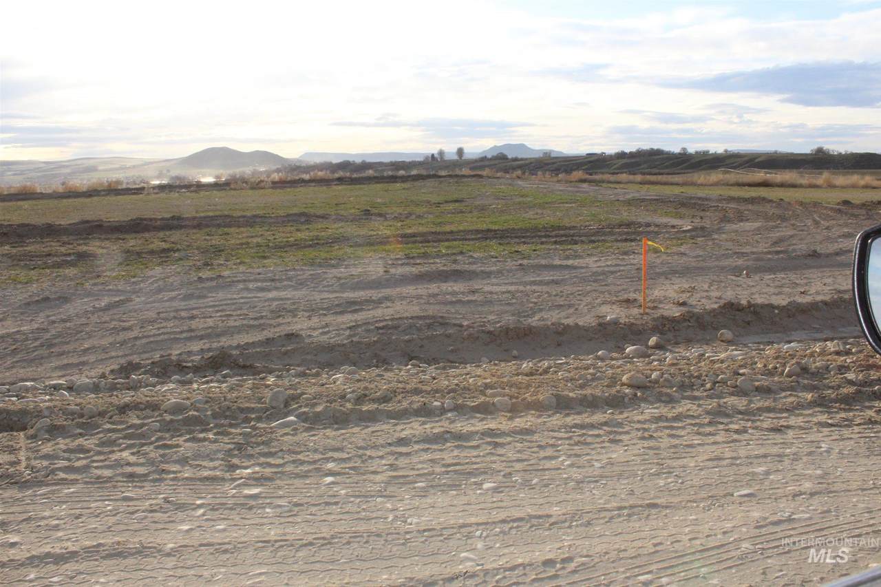 Lot 1A Hwy 18 - Photo 1
