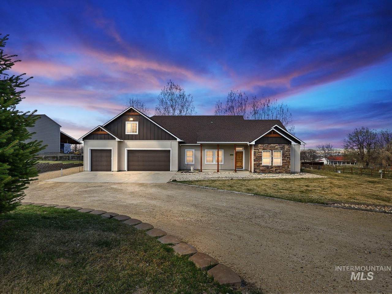 2731 Colina Ct. - Photo 1
