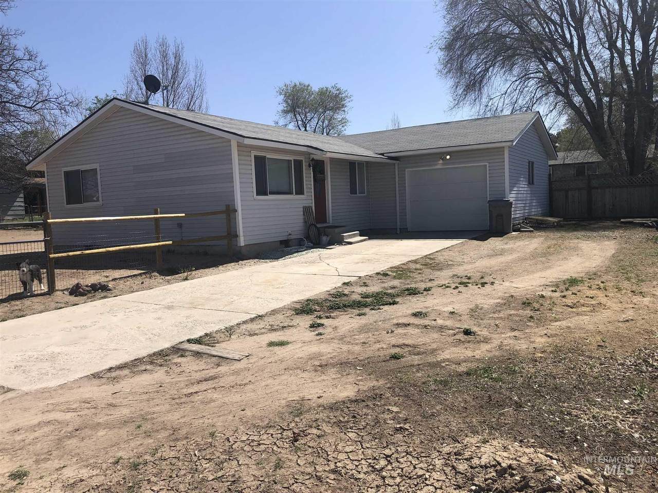 9191 Rolling Hills Ct. - Photo 1