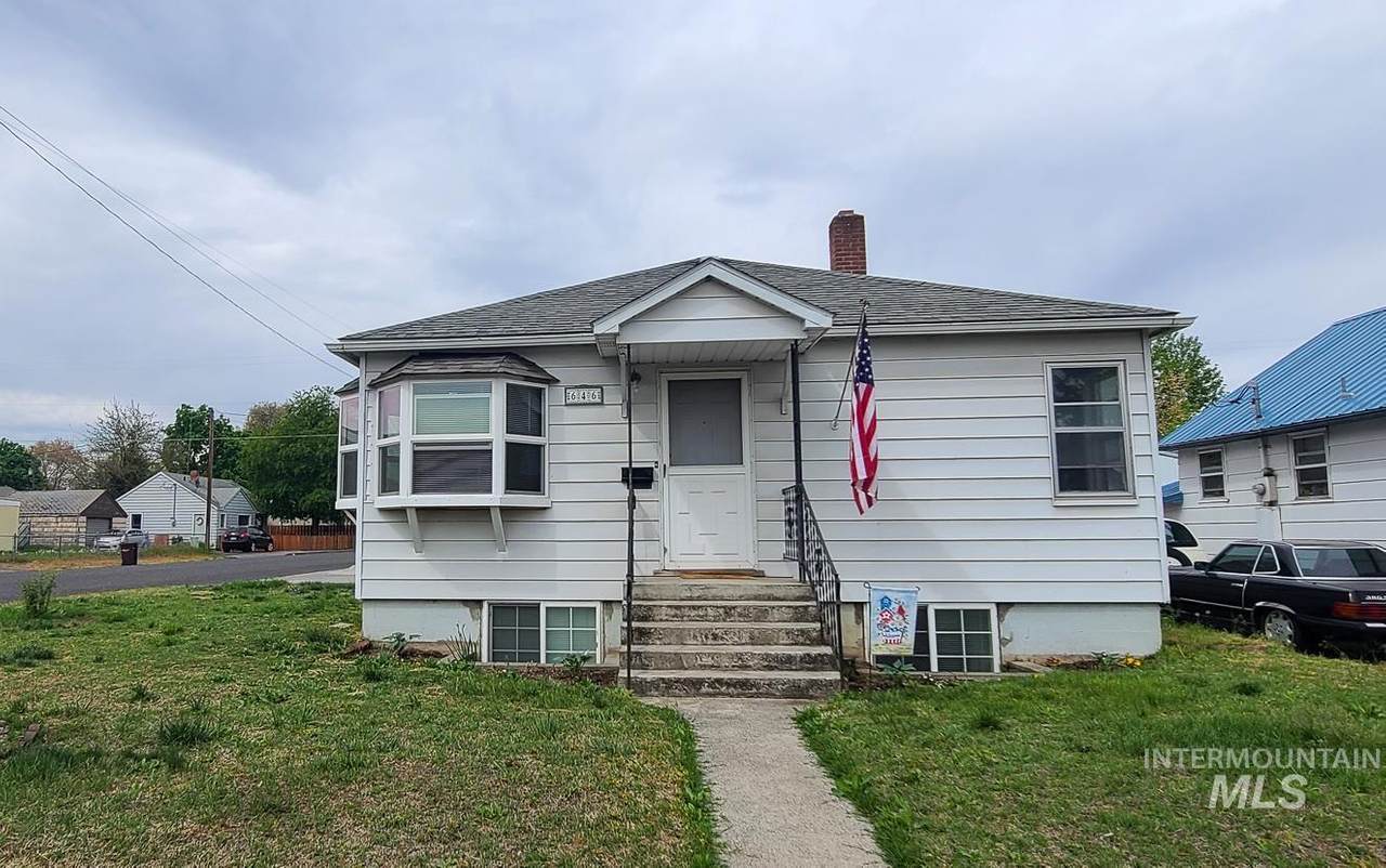646 11th Street - Photo 1
