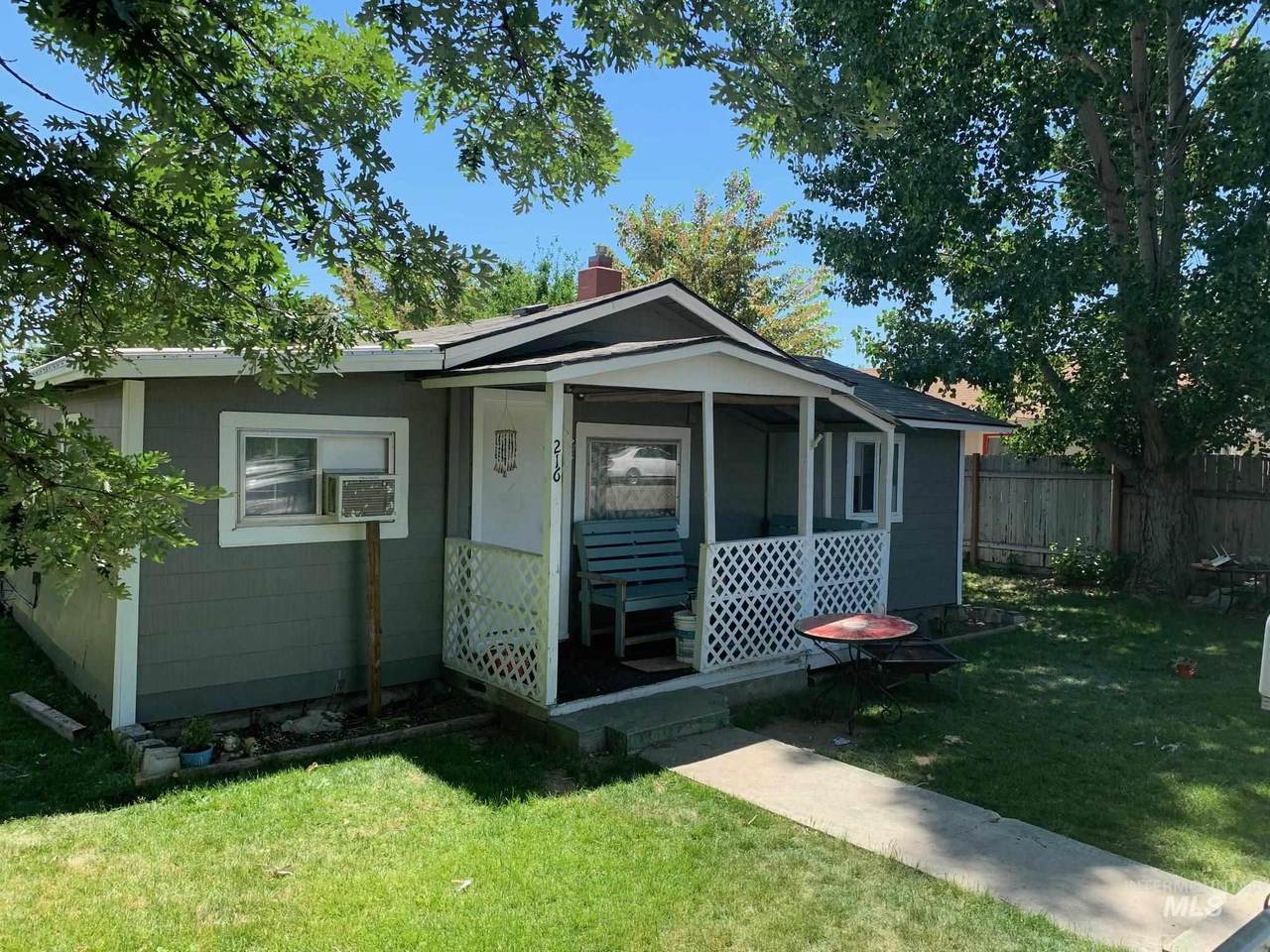 216 9th Avenue North - Photo 1