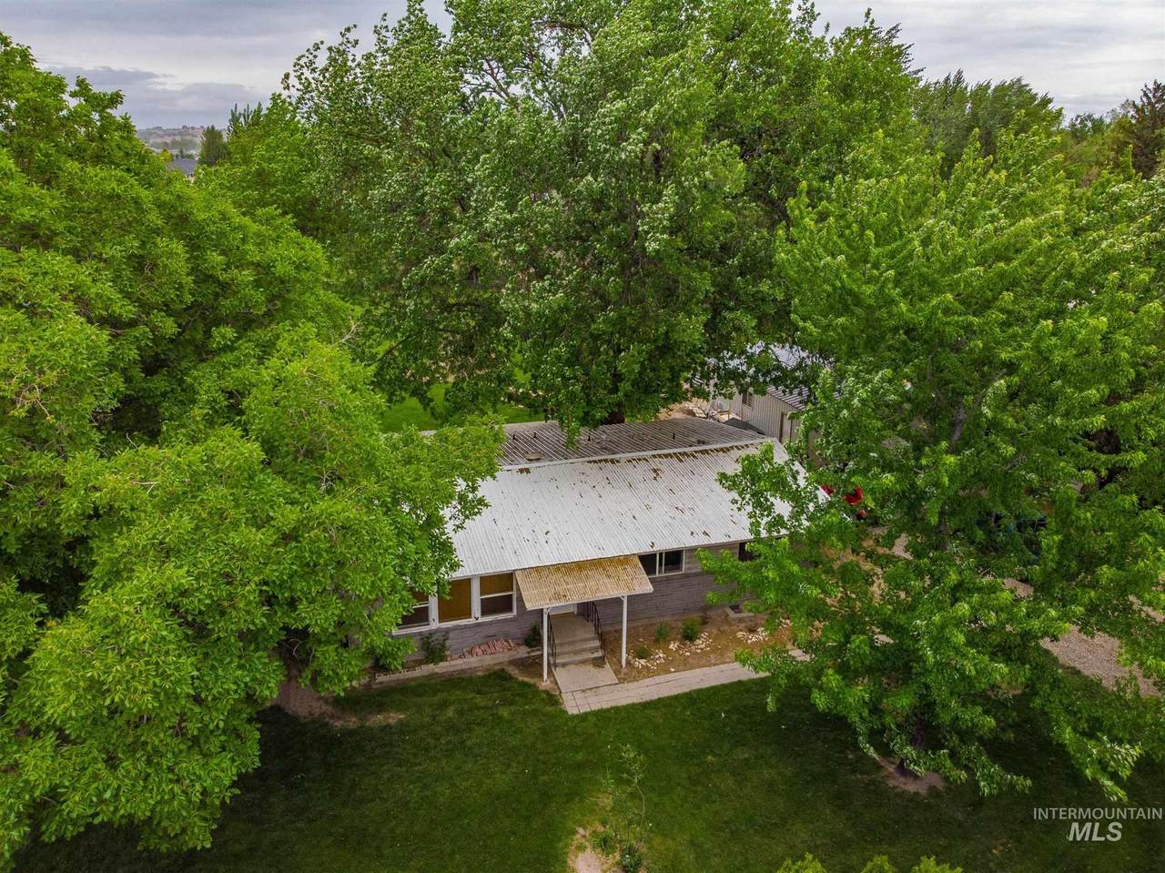 11450 1st - Photo 1