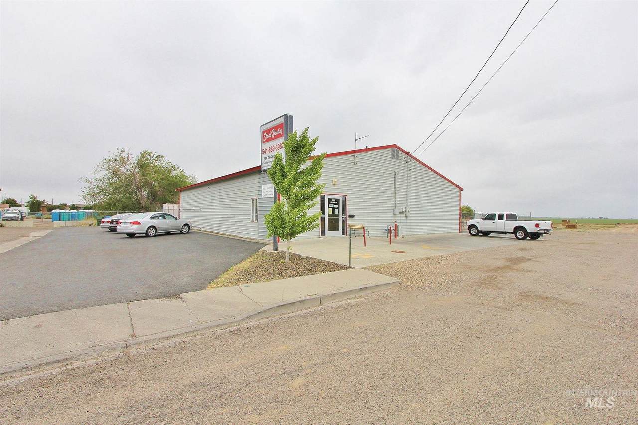 514 26th Street - Photo 1