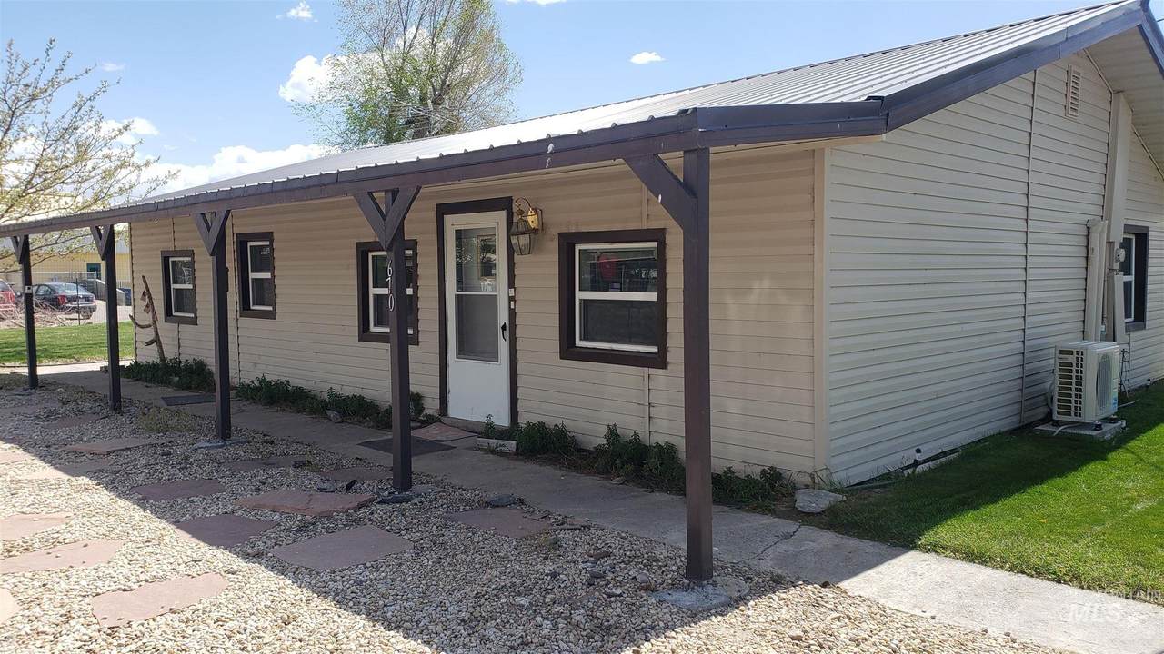 670 Boise Avenue - Photo 1