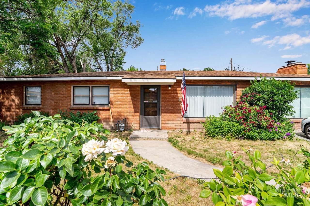 2519 Vista Ave. - Photo 1