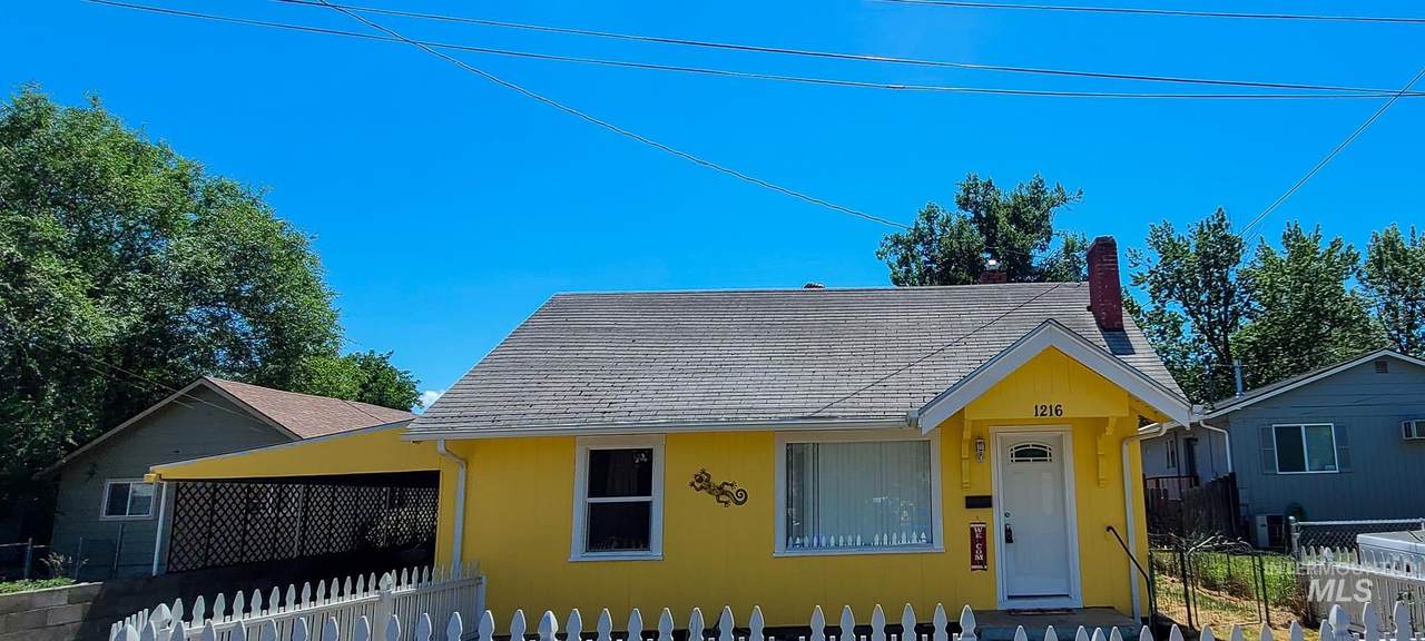 1216 N Street - Photo 1
