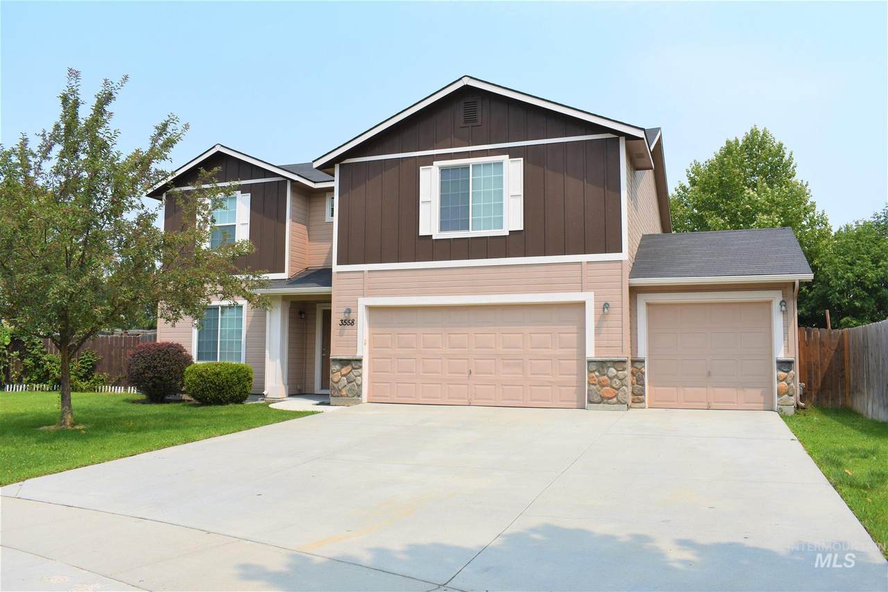3558 Bryce Canyon Ave - Photo 1