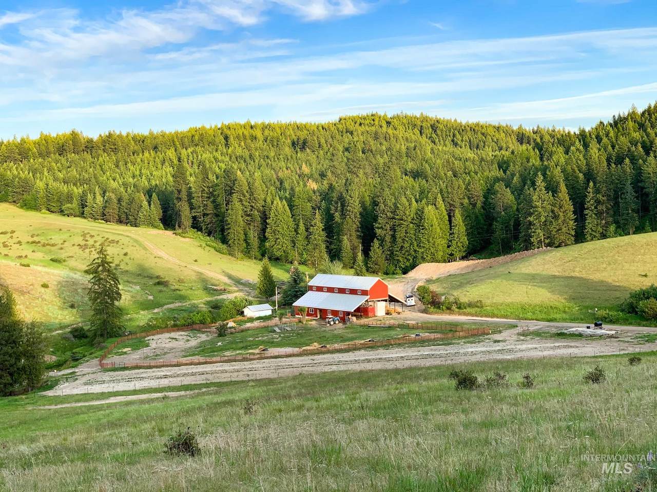 1020 Rock Creek - Photo 1