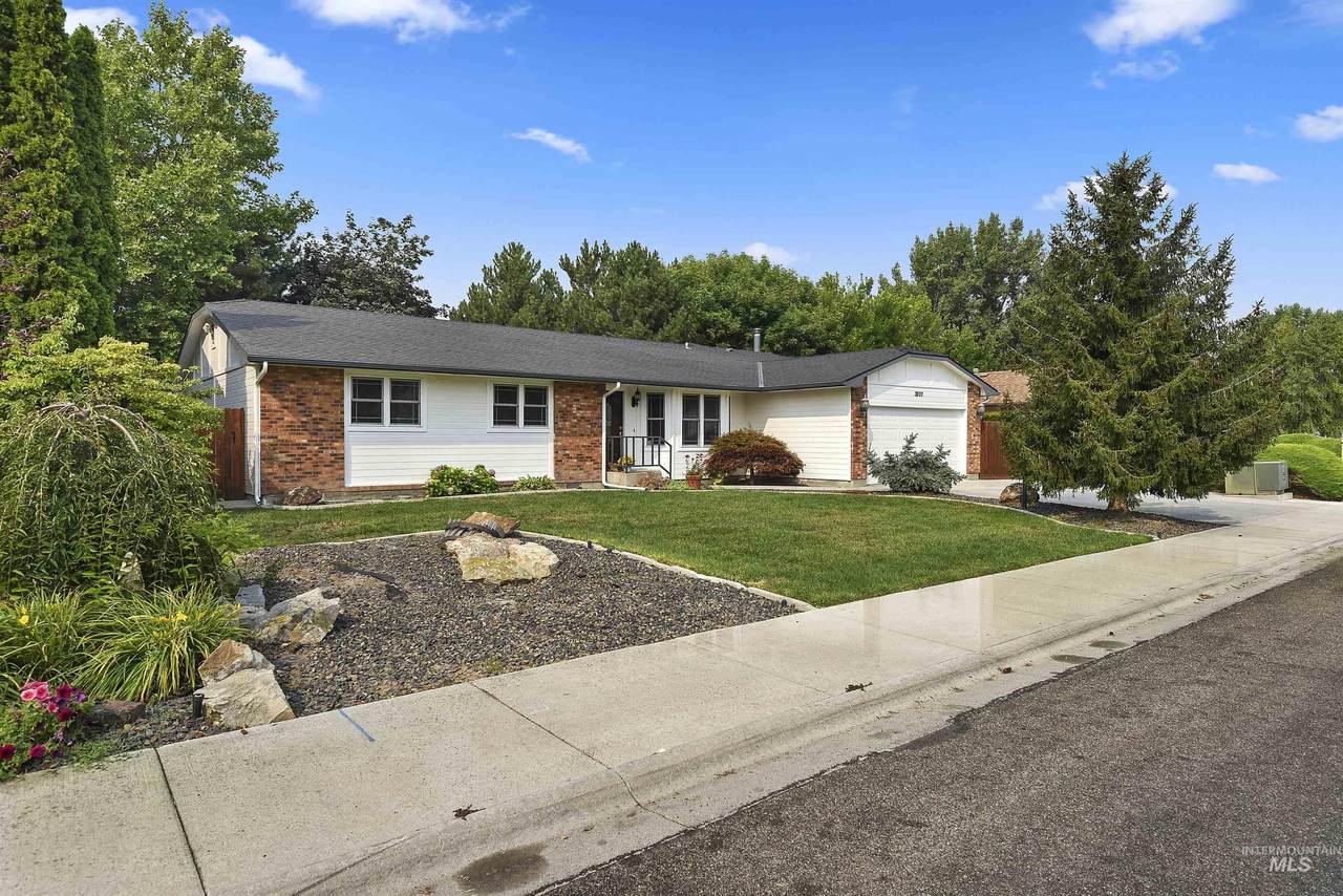 3807 Harbor Point - Photo 1