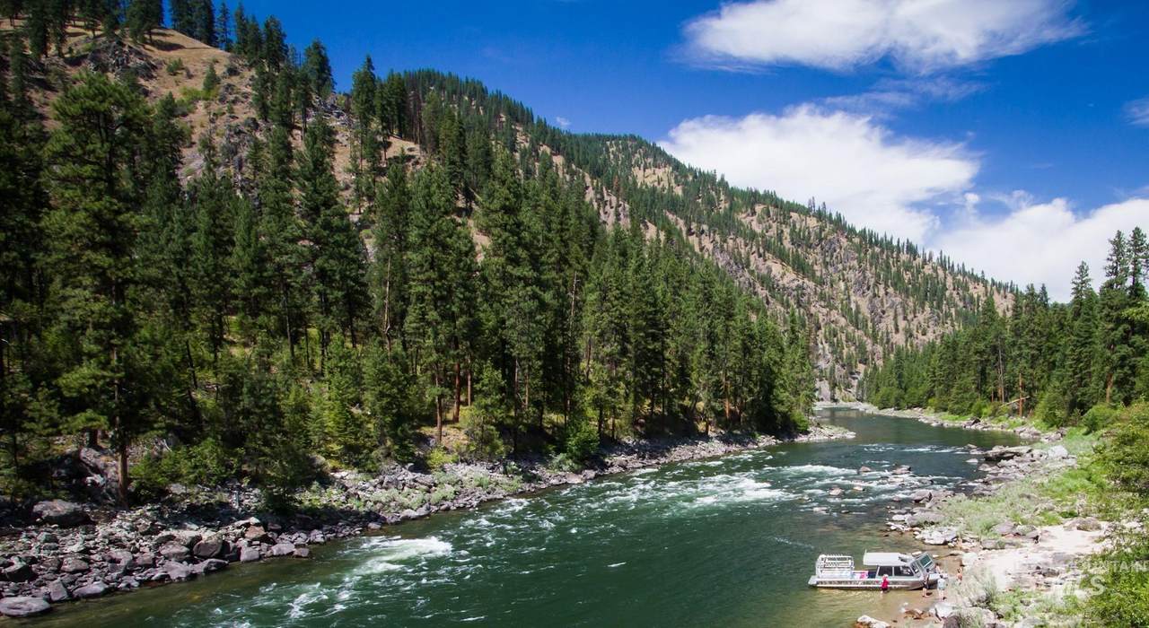 Arctic Creek Lodge Salmon River - Photo 1