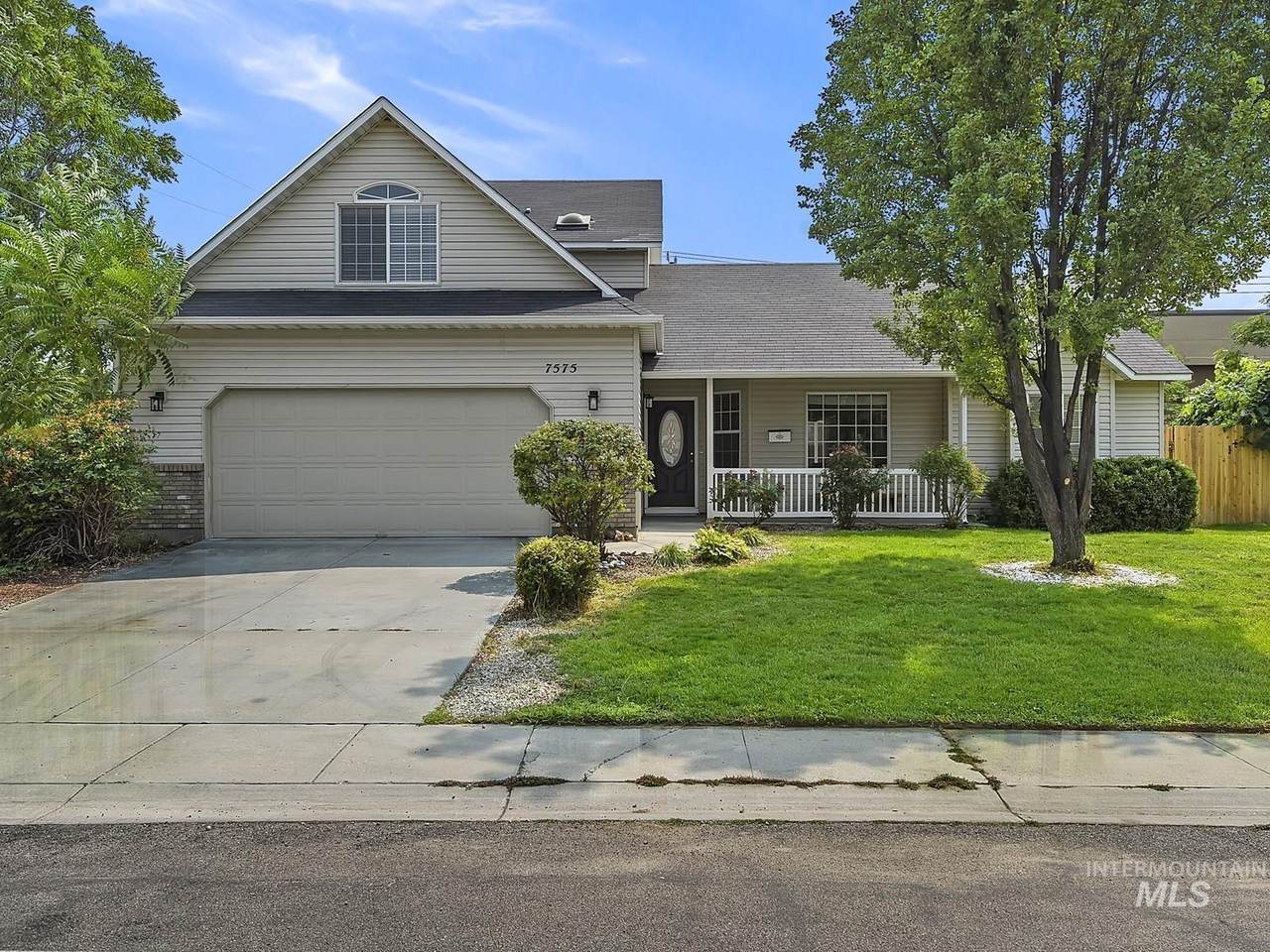 7575 Wilshire Drive - Photo 1