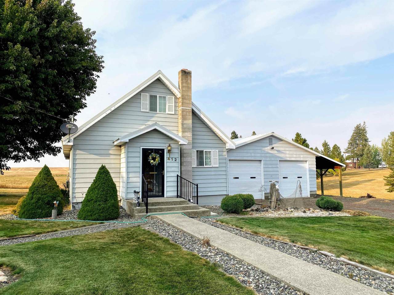 412 Boulevard Avenue - Photo 1