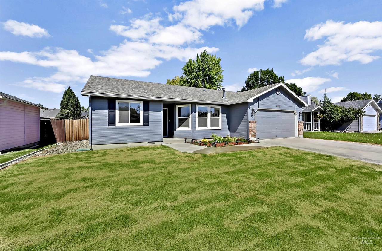 10266 Silver City St. - Photo 1