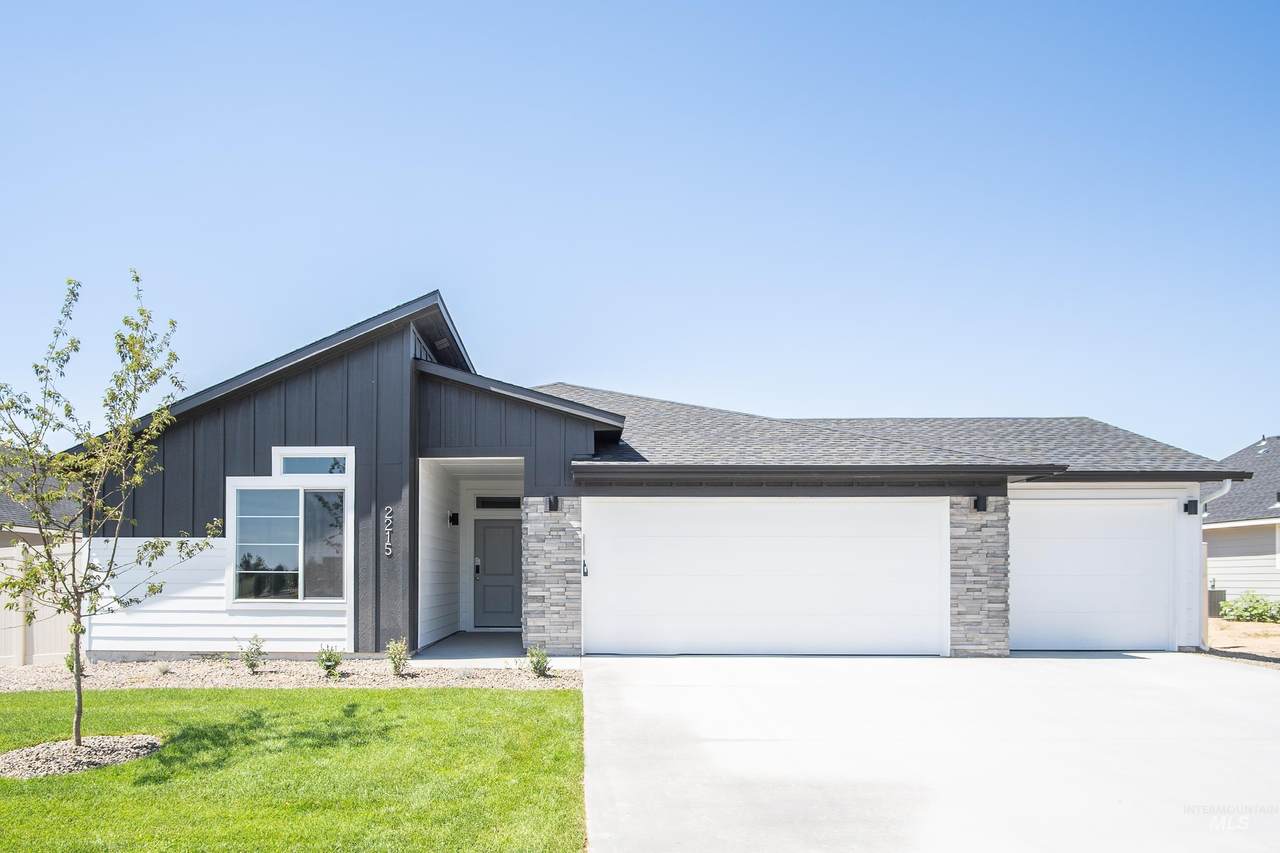 11498 Teratai St - Photo 1