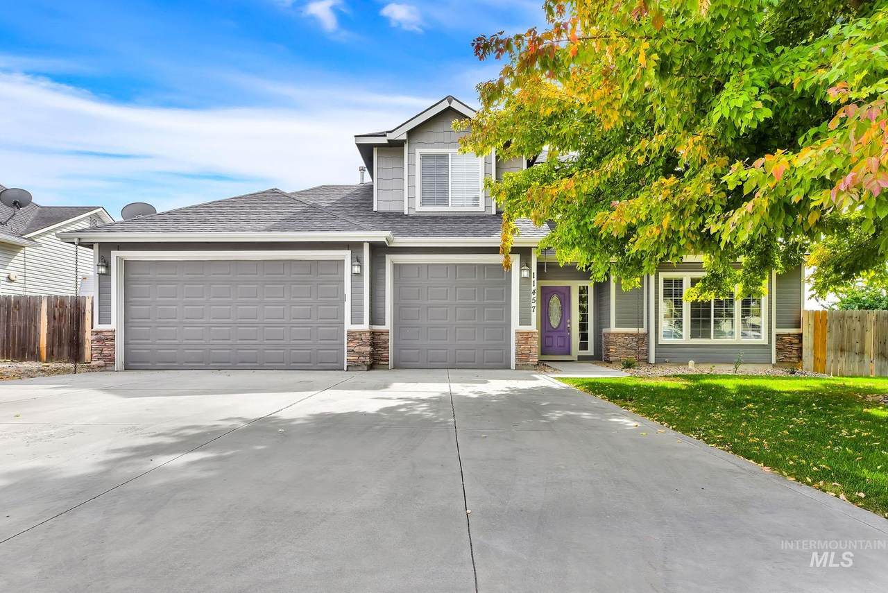 11457 Zachery Ave - Photo 1