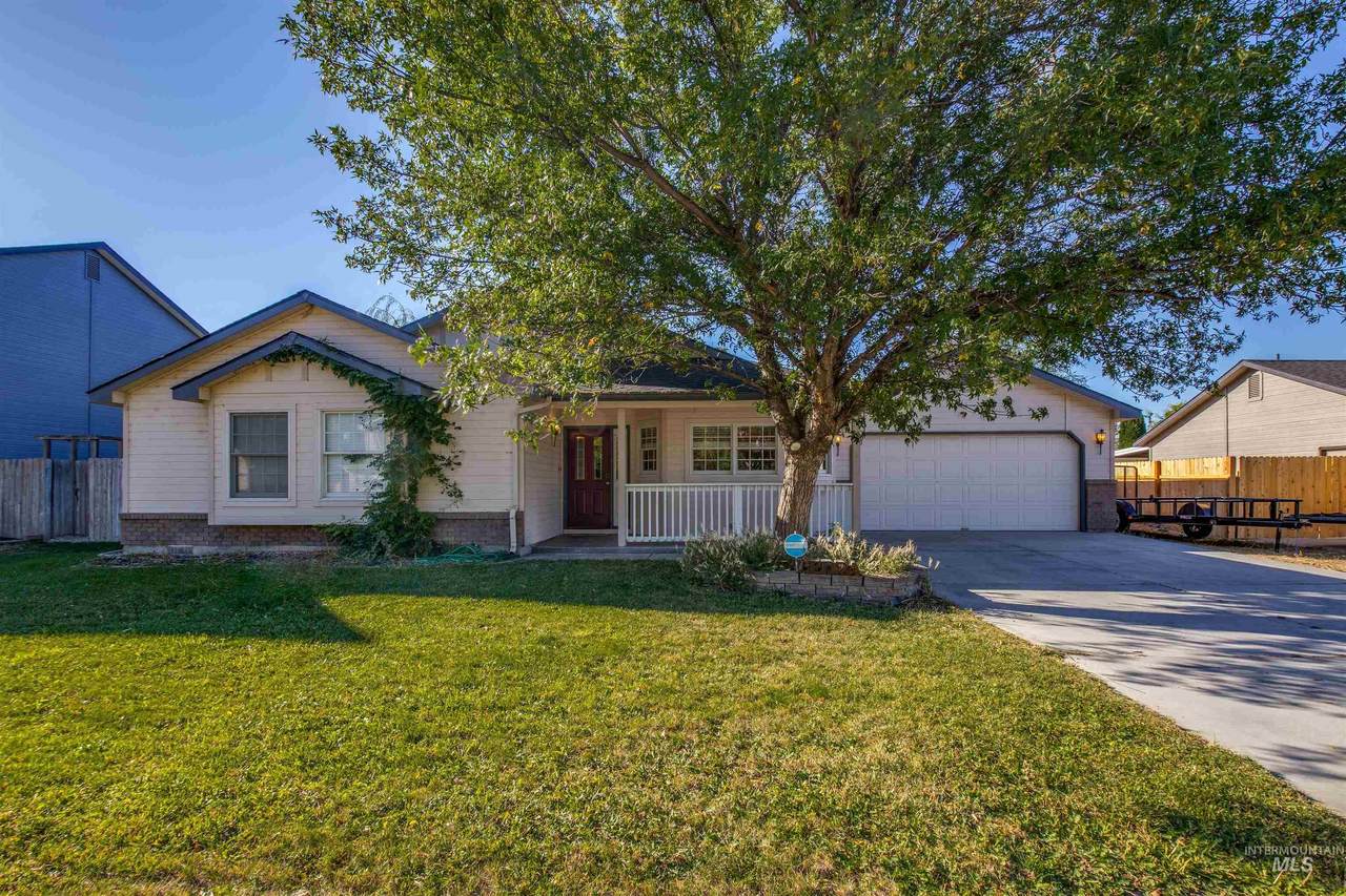 7263 Edgebrook Drive - Photo 1