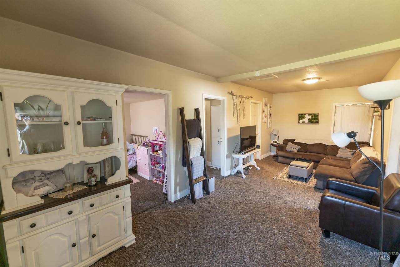 1526 19th Avenue - Photo 1