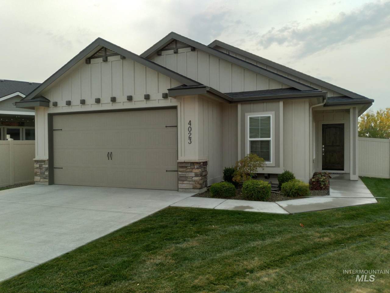 4023 Lava Springs - Photo 1
