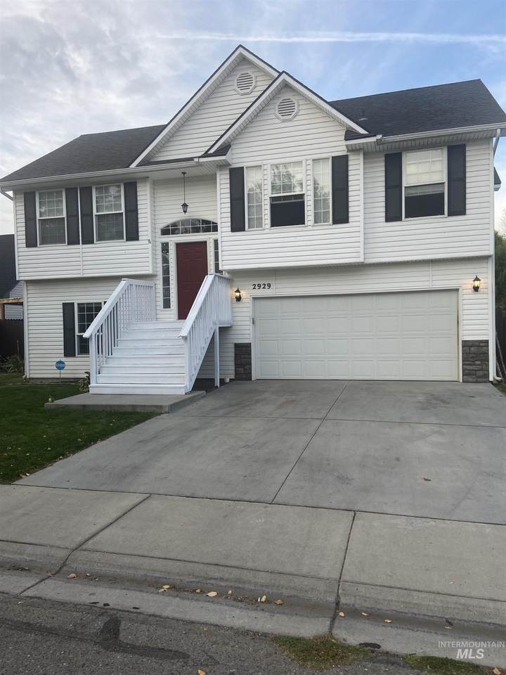 2929 E. Iowa Ave - Photo 1