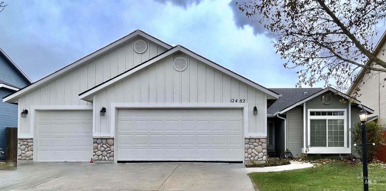12482 Abram Drive - Photo 1