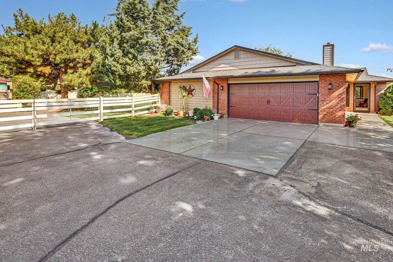 1294 Leigh Field - Photo 1