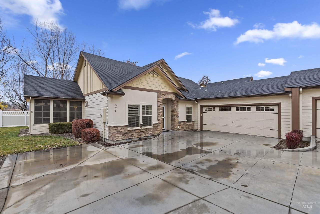 575 S Archstone Way - Photo 1