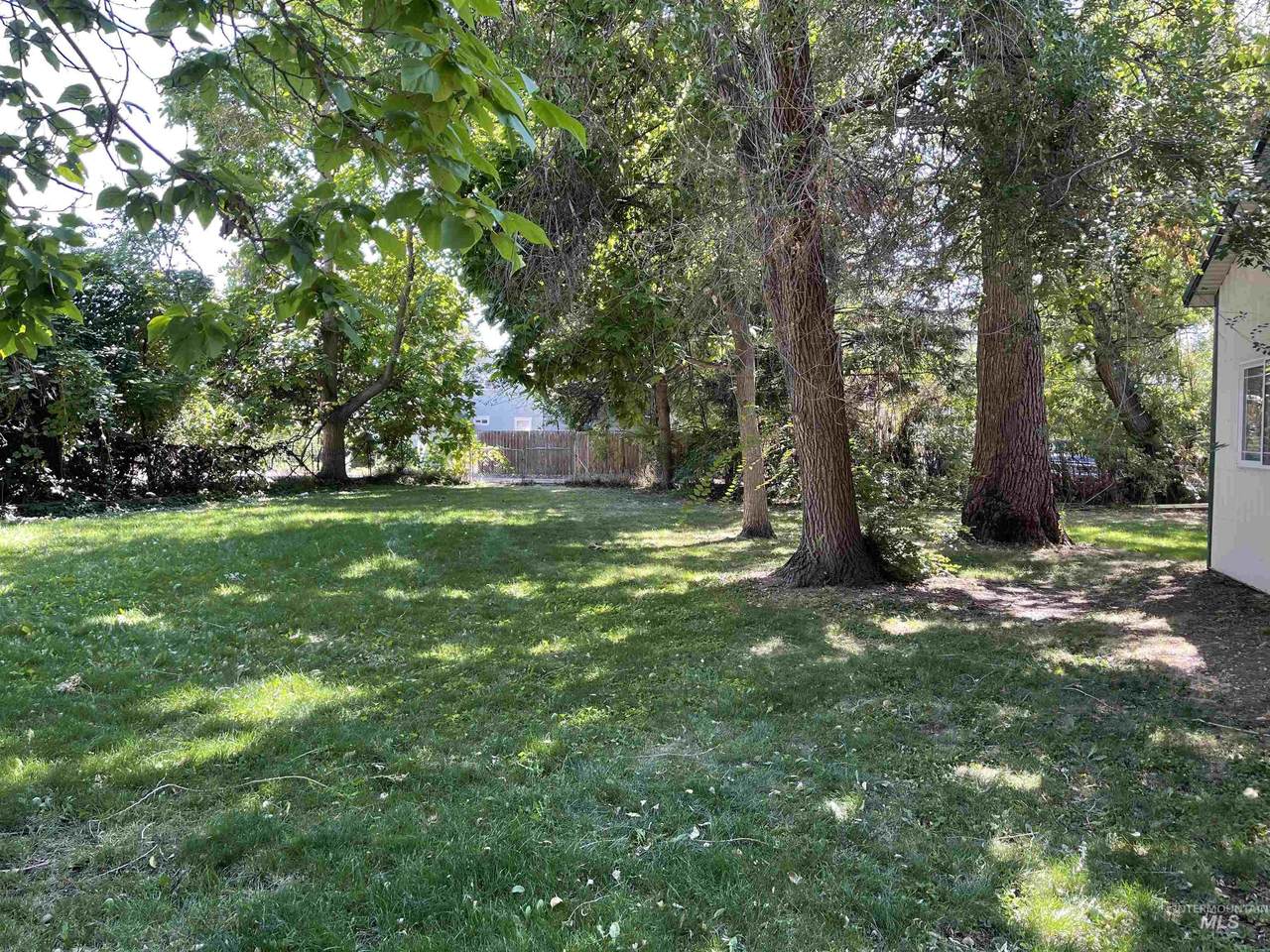 0 E 2nd St - Photo 1