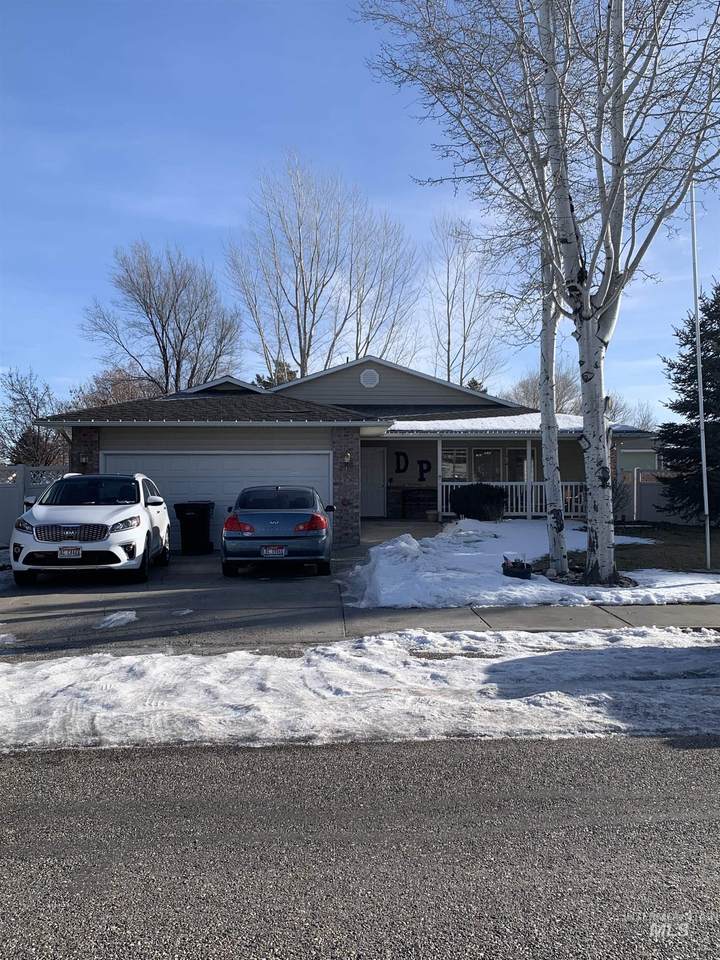 1703 Almo Ave - Photo 1
