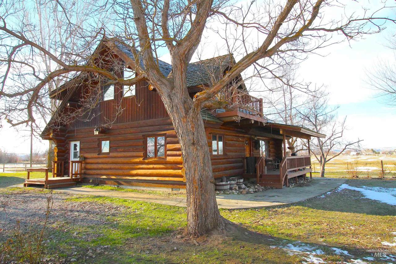 1580 Vanderdasson - Photo 1