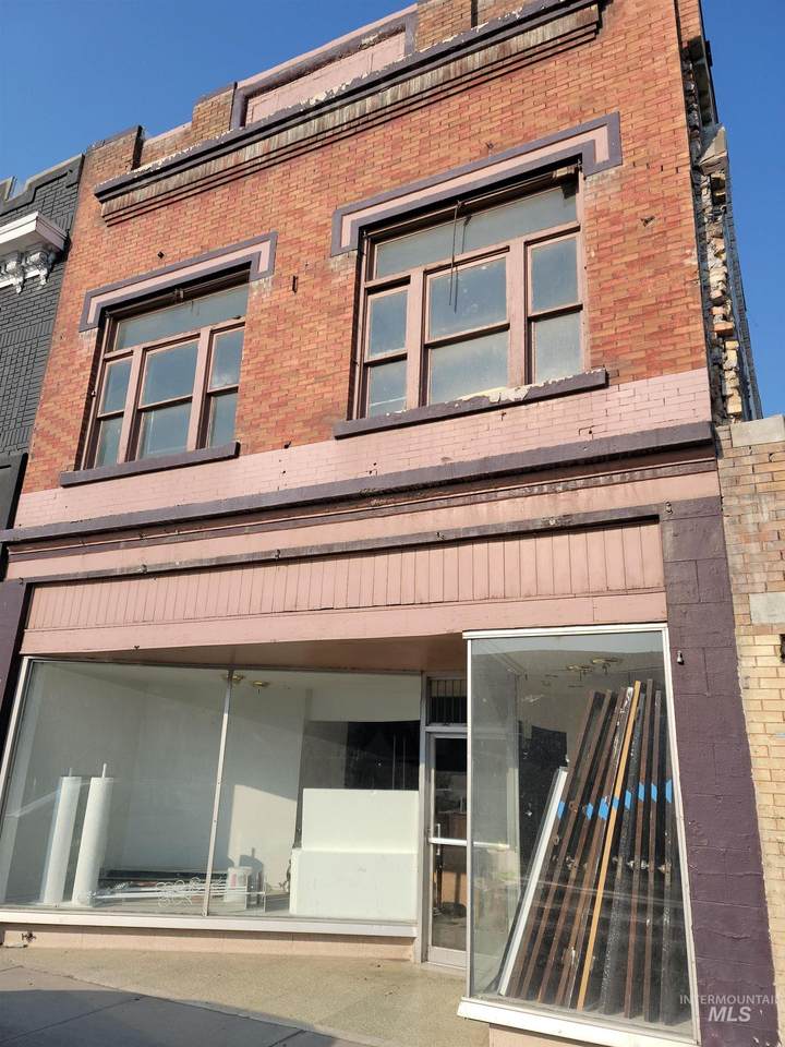 1230 Overland - Photo 1