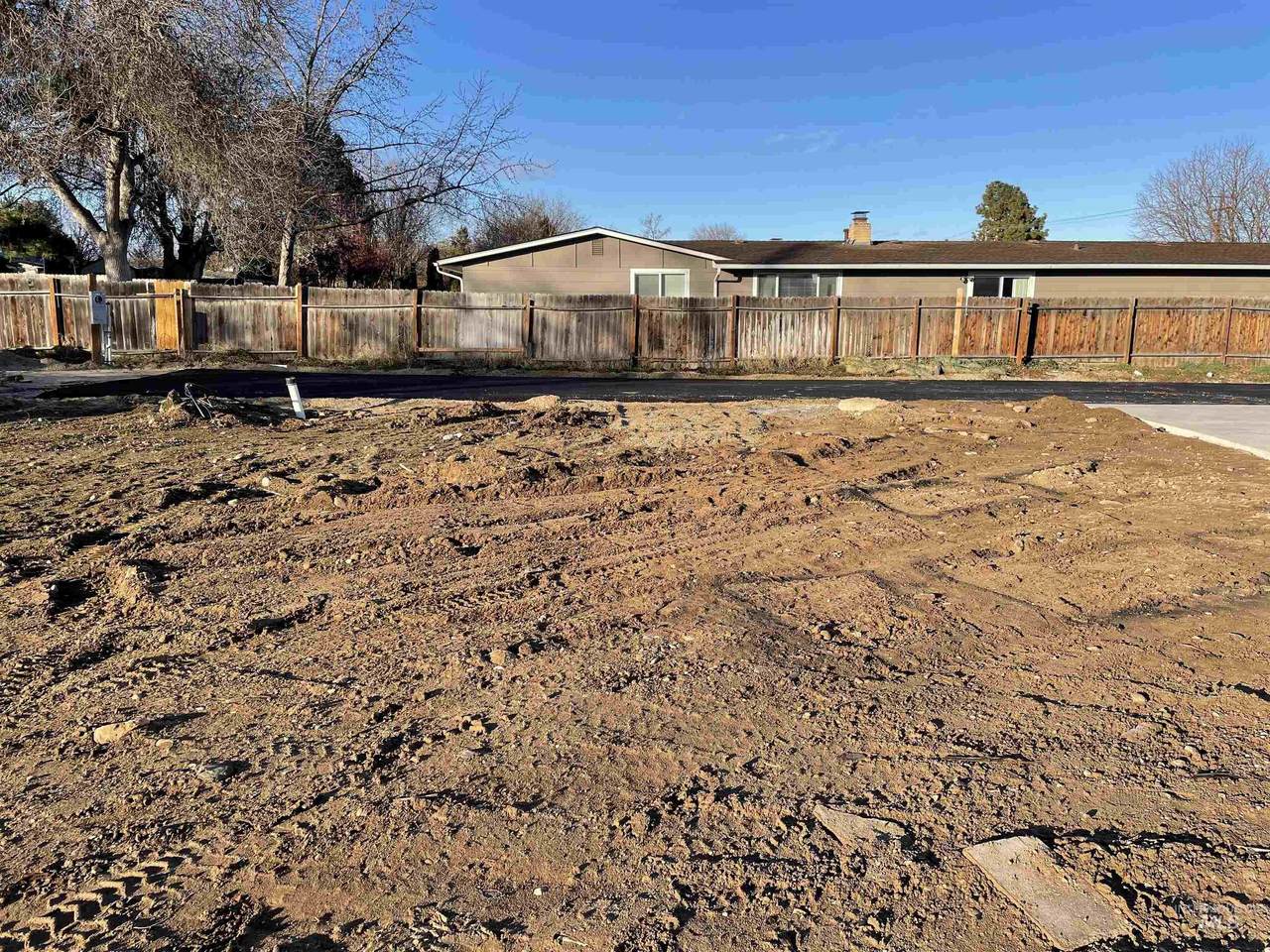 8425 Goddard - Photo 1