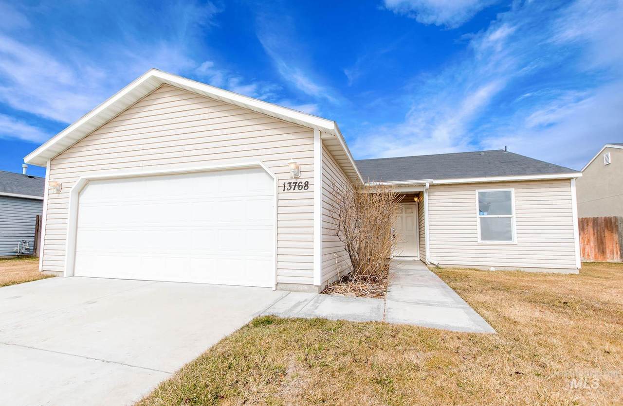 13768 Judson - Photo 1