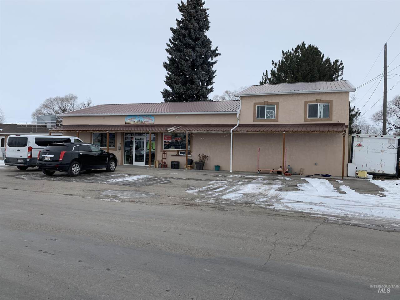 19 Bingham - Photo 1