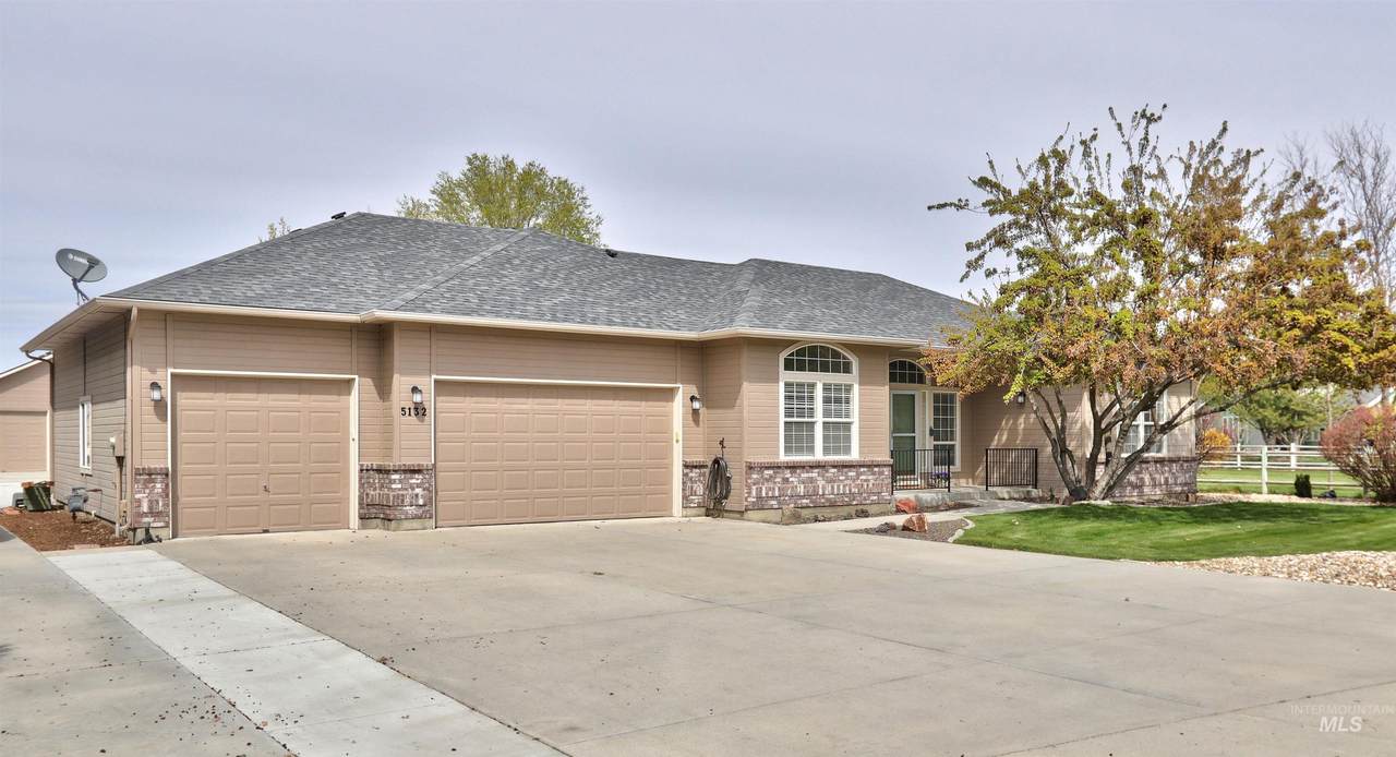5132 Canary Ln - Photo 1