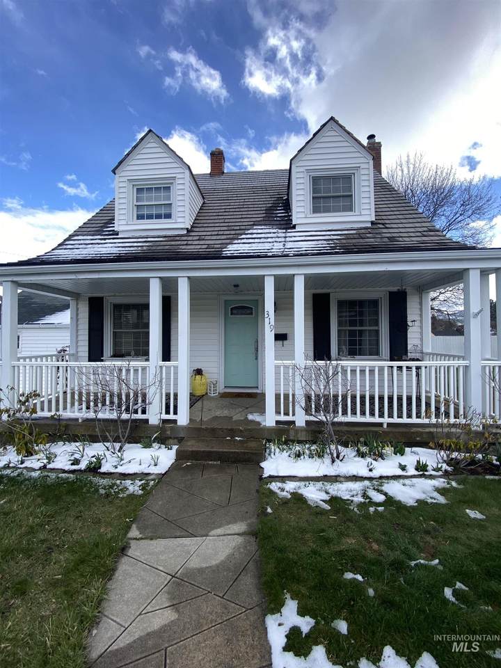 319 Idaho Ave. - Photo 1