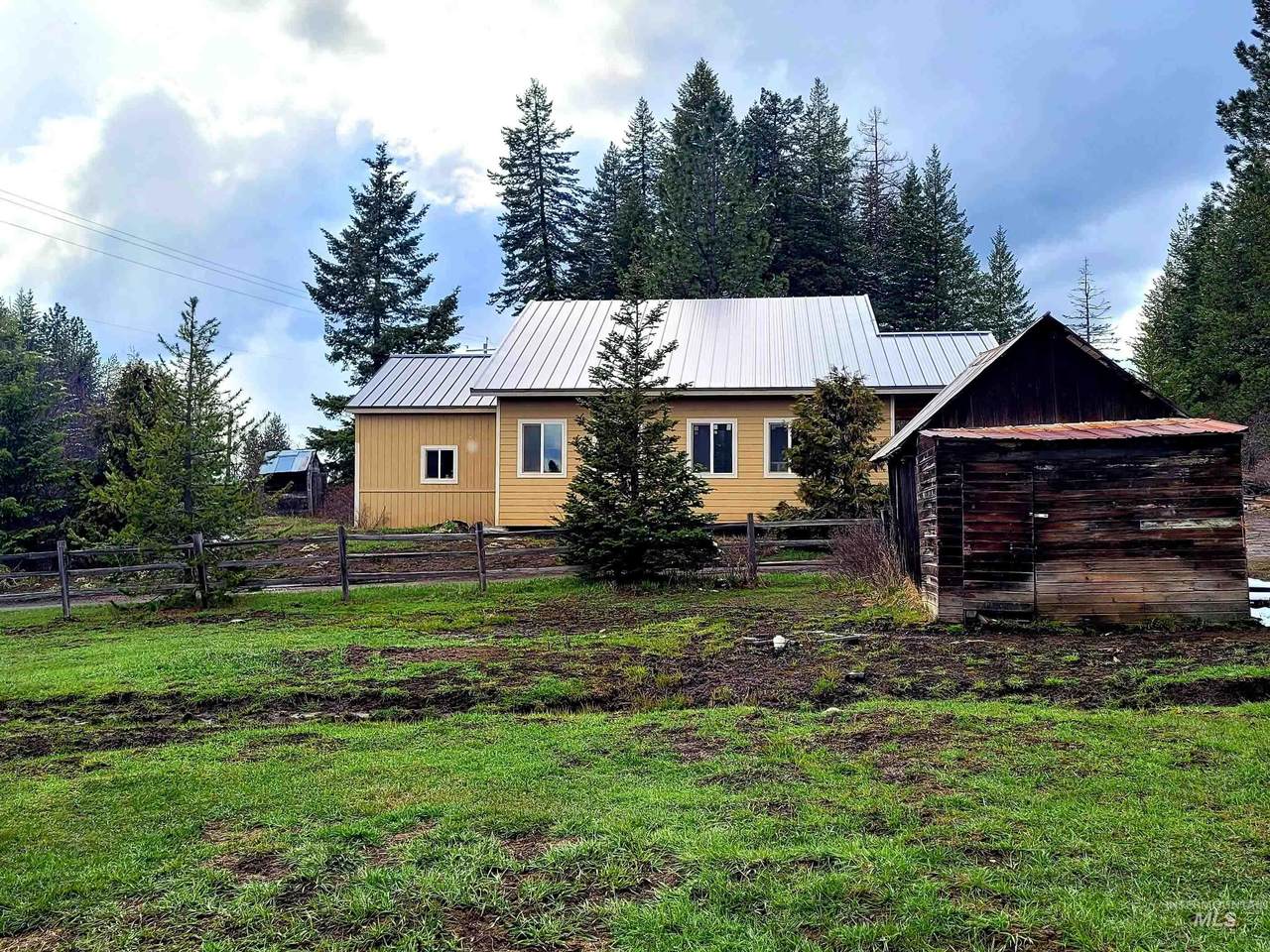 5402 Highway 8 - Photo 1