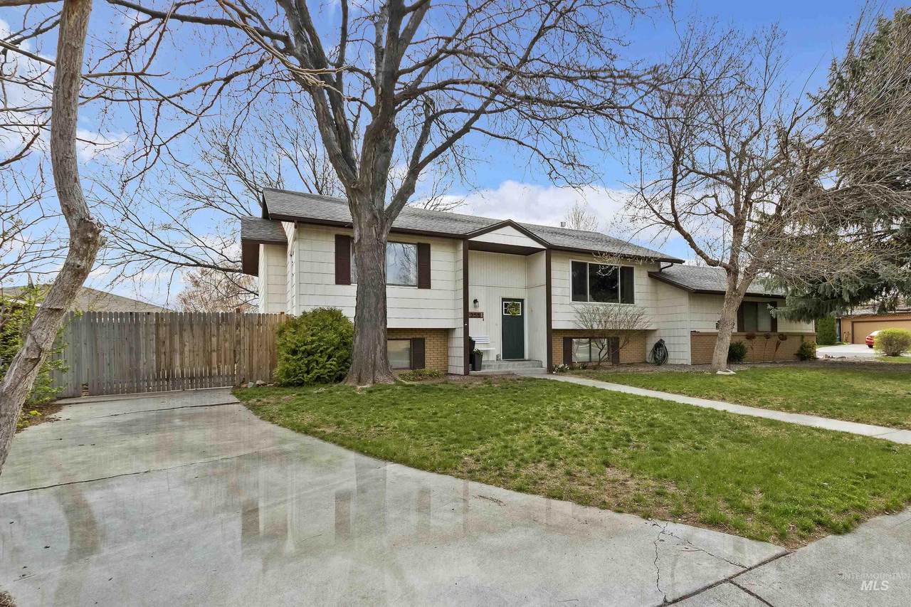358 Buckingham Dr. - Photo 1