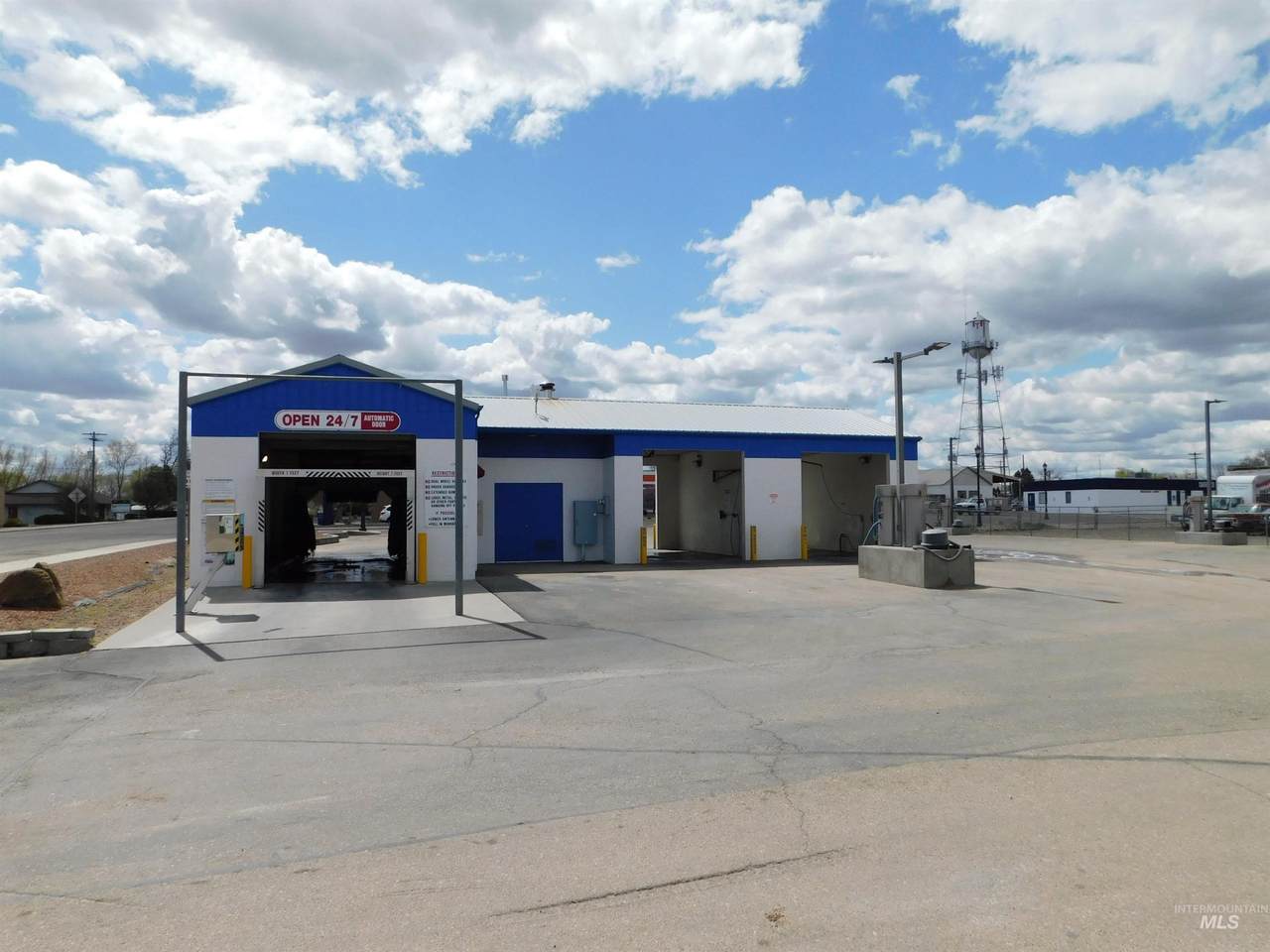 6 Main St - Photo 1
