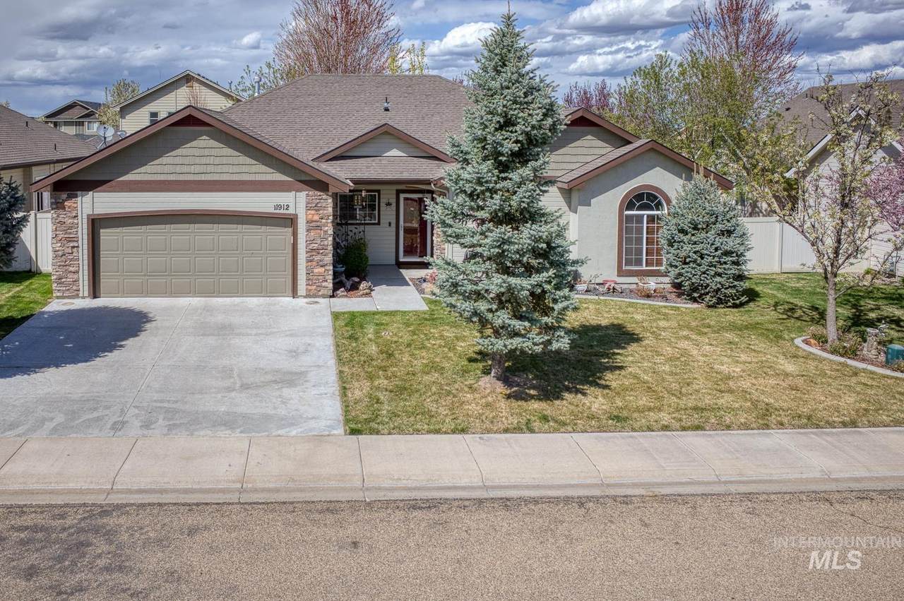 11912 Sandpiper Court - Photo 1