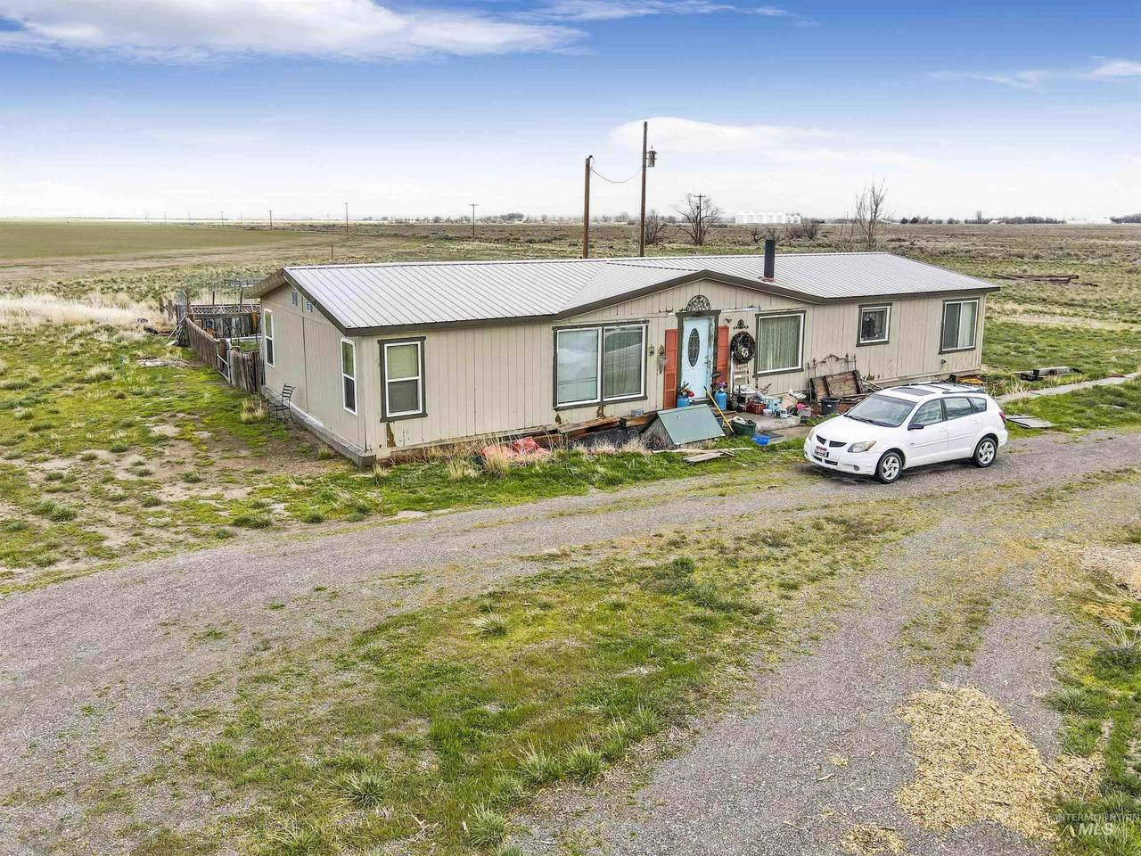733 Highway 81 - Photo 1