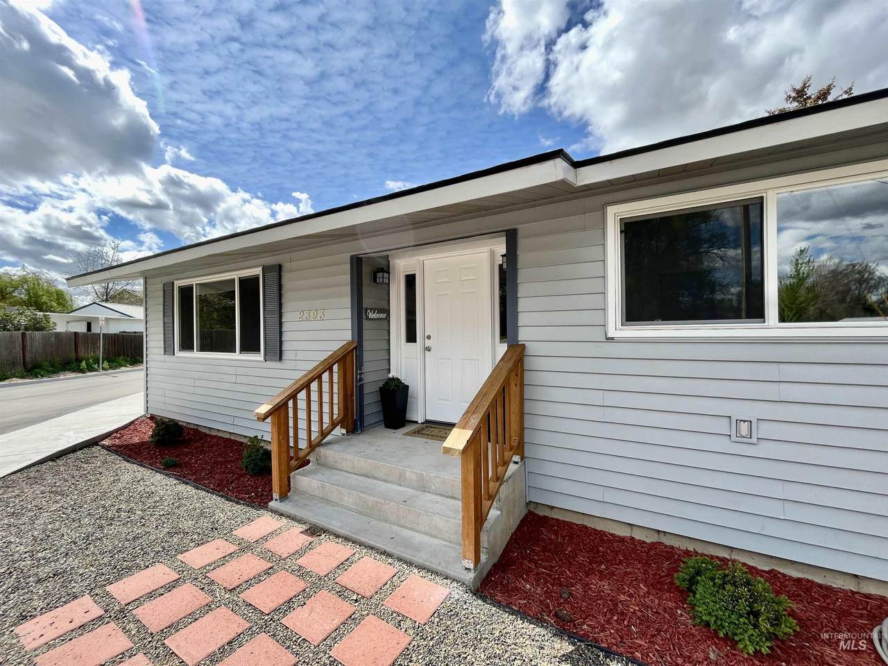 2393 Wildwood St - Photo 1
