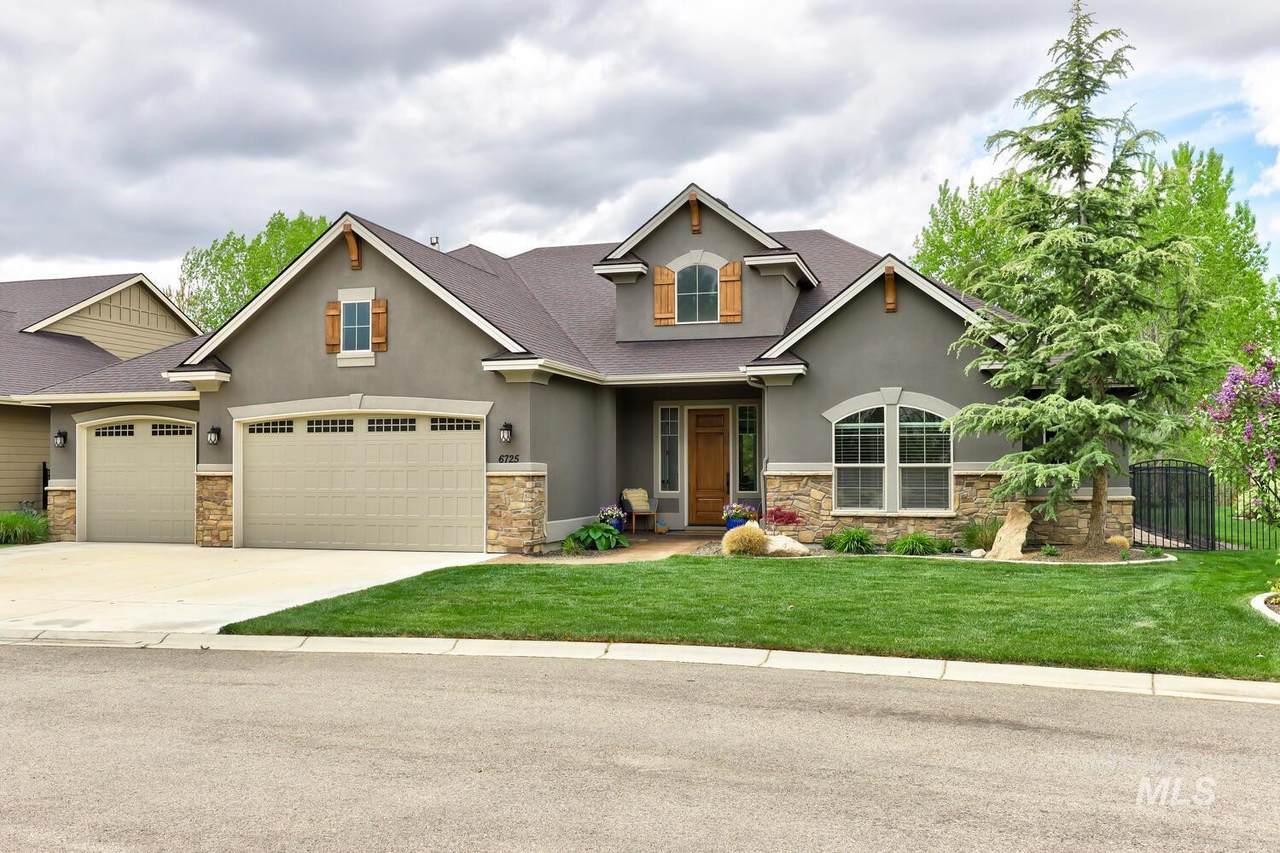 6725 N Moon Drummer Way - Photo 1