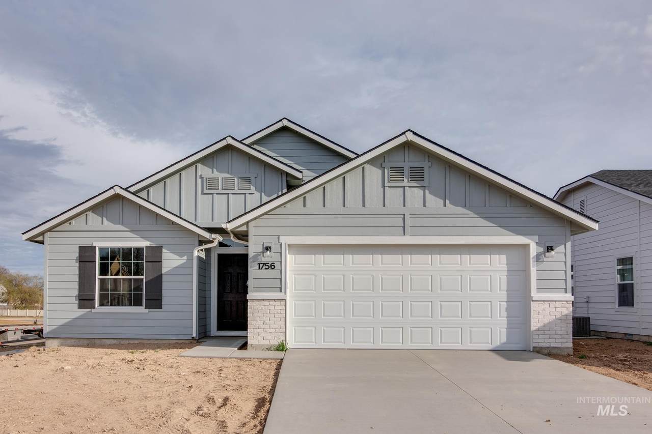 657 Bangor Way - Photo 1
