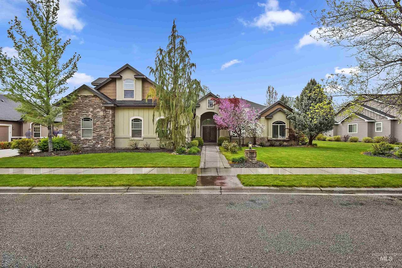 973 N Grey Pebble Way - Photo 1