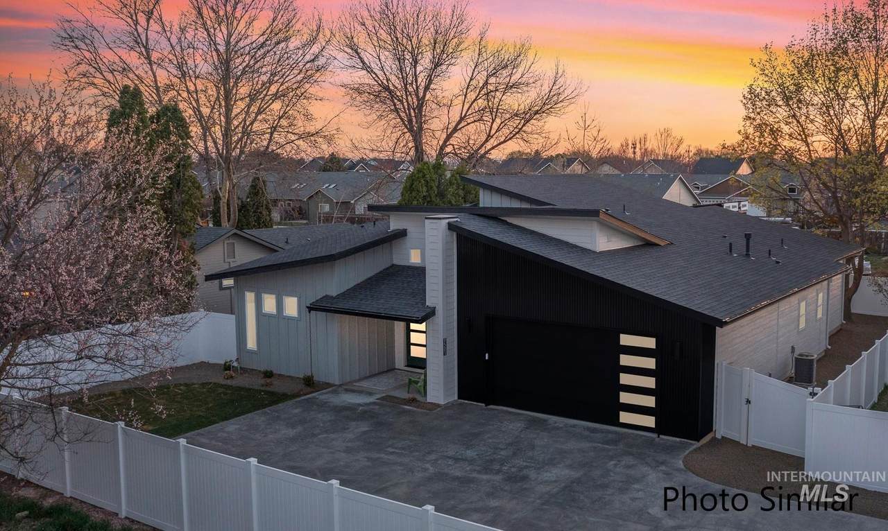 7312 Maxwell Dr - Photo 1