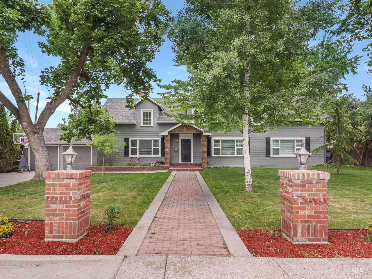 1800 Warm Springs - Photo 1