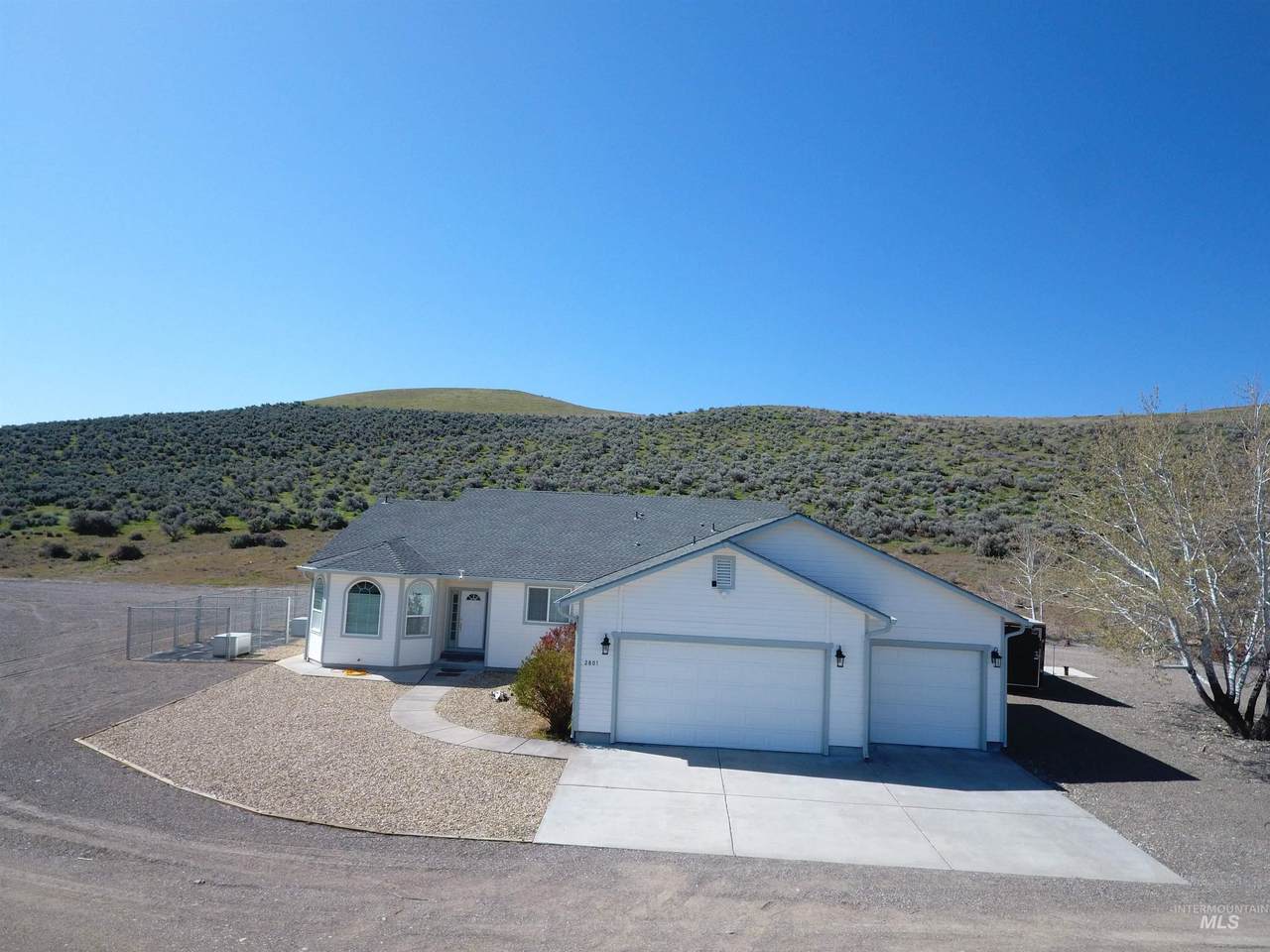 2801 Ball Park Dr - Photo 1