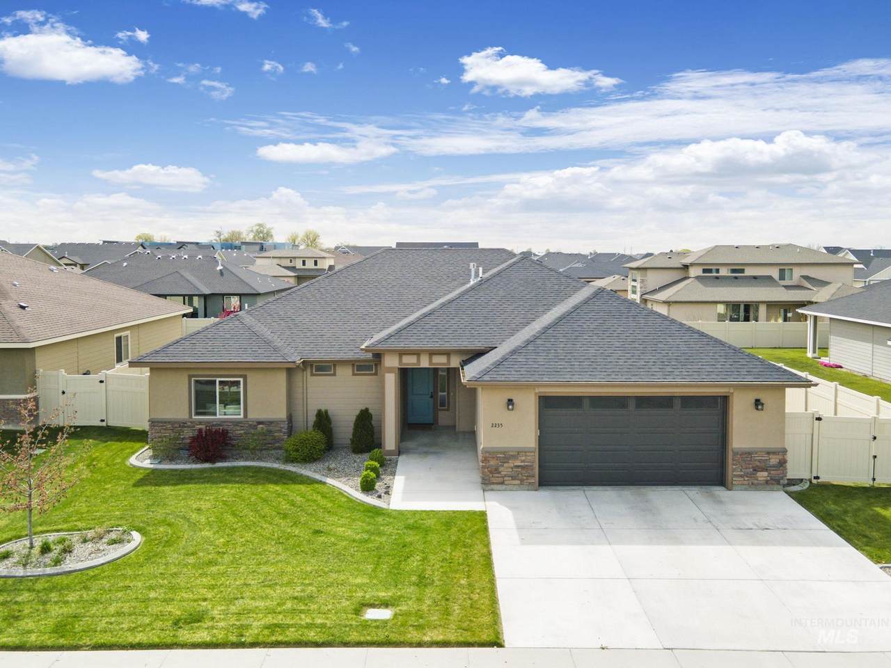 2235 Cayuse Street - Photo 1