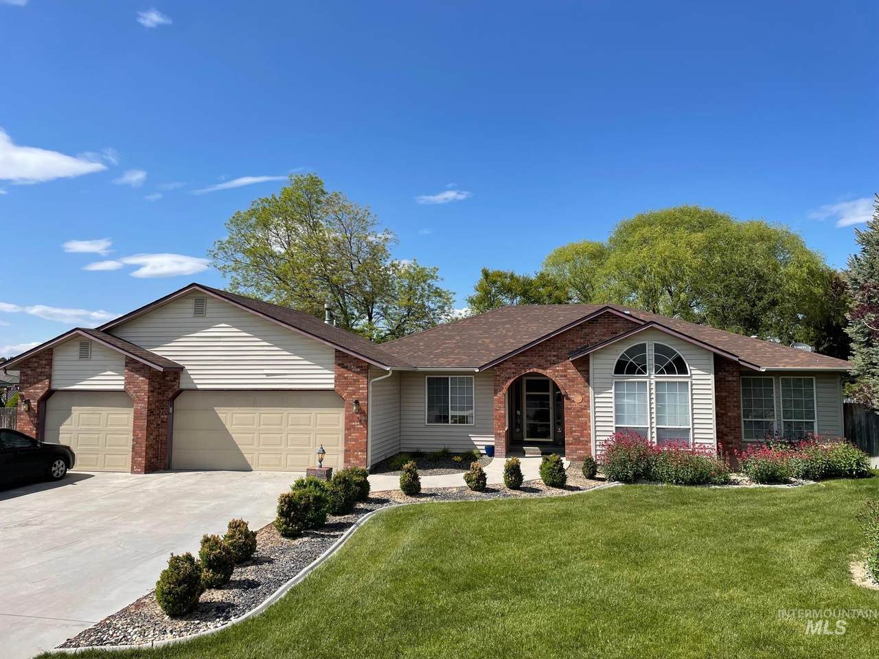 3416 Kaden Ln - Photo 1